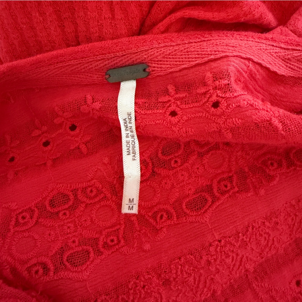 Free People Parisian Nights Vermillion Blouse Top Sz M Swing Bell Sleeve Red*X18 - Picture 5 of 5